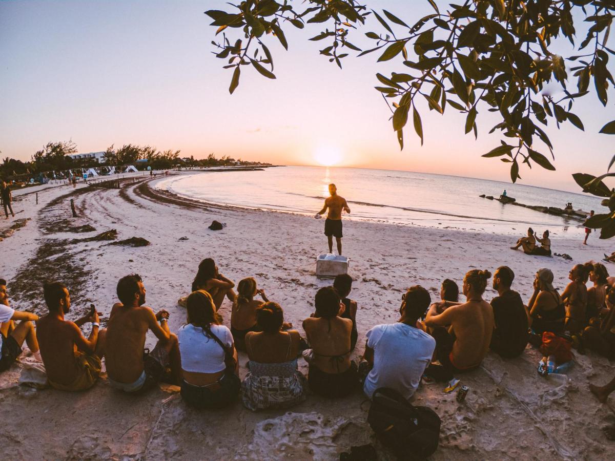 Che Holbox Hostel & Bar Adults Only Екстериор снимка